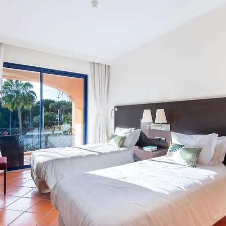 F5 Sol G Pool & Golf In Vilamoura *