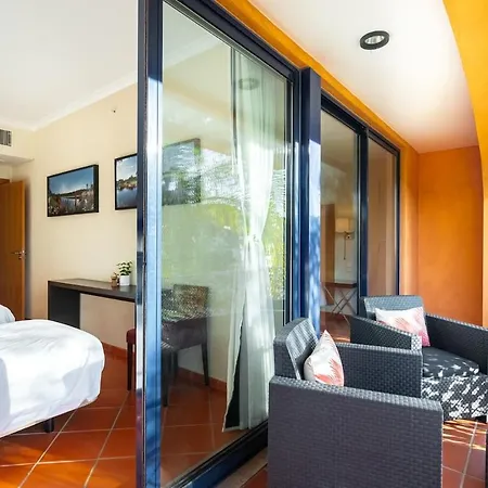 F5 Sol G Pool & Golf In Vilamoura